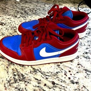 Jordan one low excellent condition